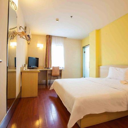 7 Days Inn Wuhan Esterno foto